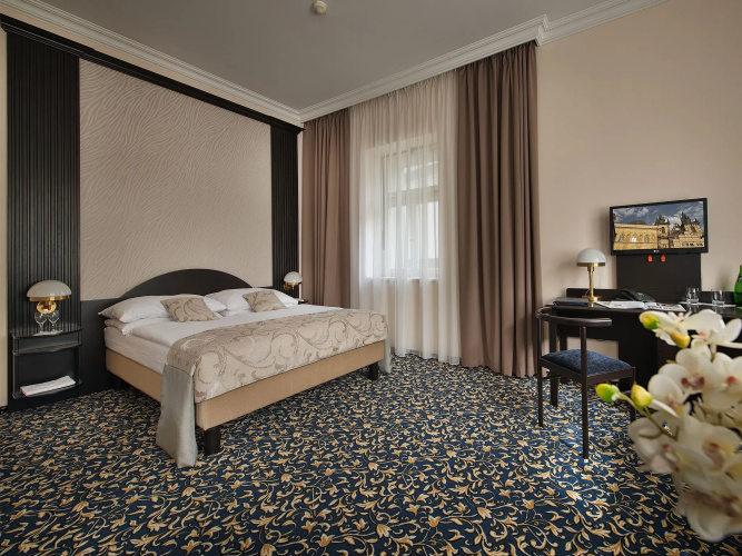 EA Hotel Royal Esprit