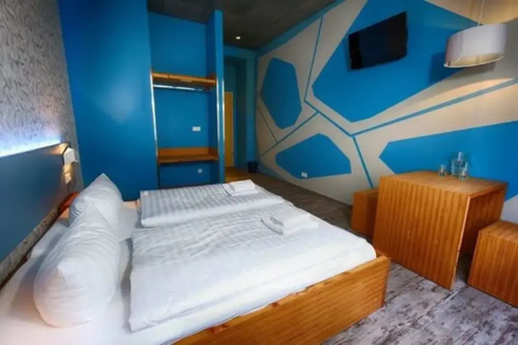 Singer109 Hostel