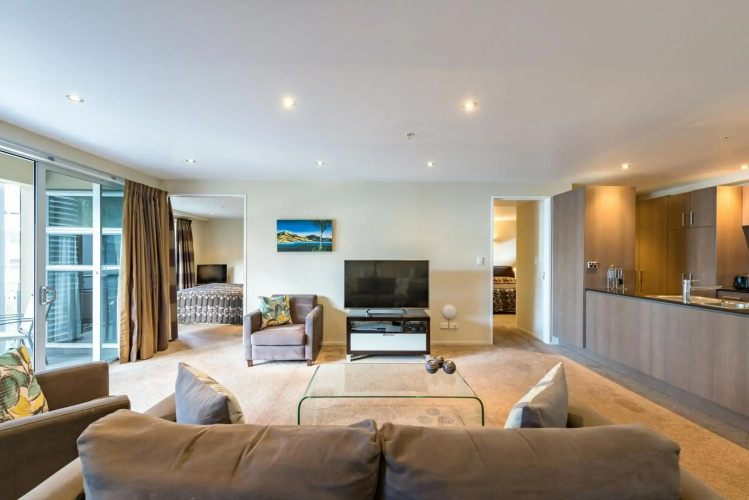 Edgewater Palms Apartments