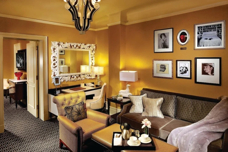 Deluxe Double Suite