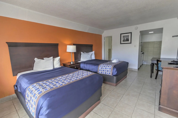 White Marlin Inn