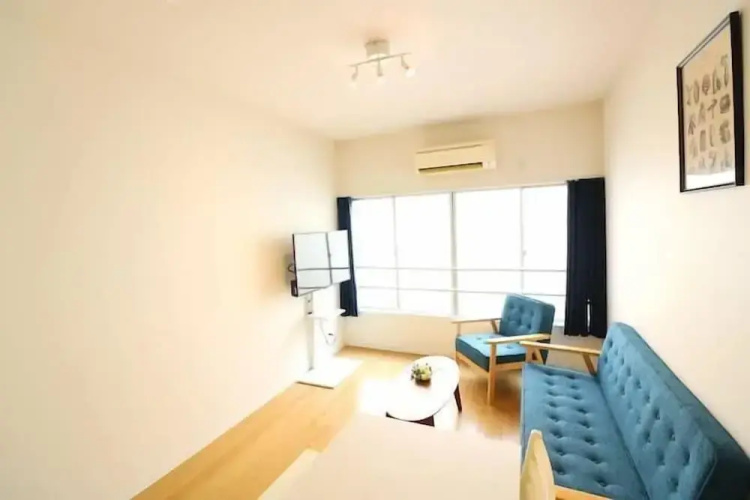 Nishi-Shinjuku HOUSE FIVE 2F