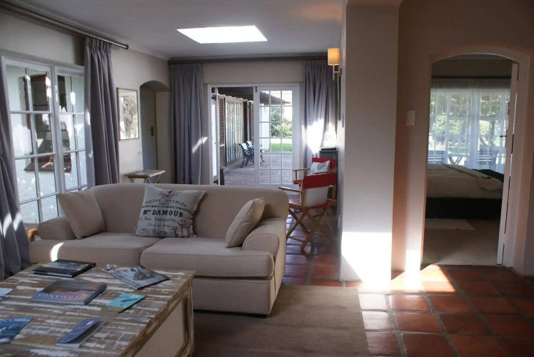 Whale Rock Luxury Lodge