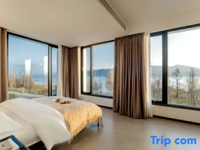 Deluxe Double room with view