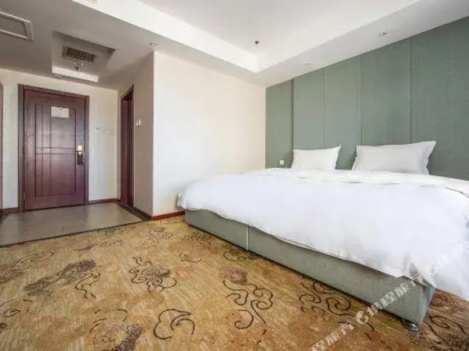Huafang Business Hotel