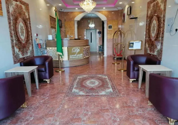 Alqasr Almomaiz
