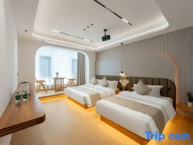 Deluxe Family room