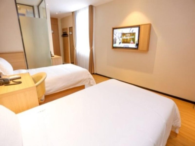 Economy Twin room