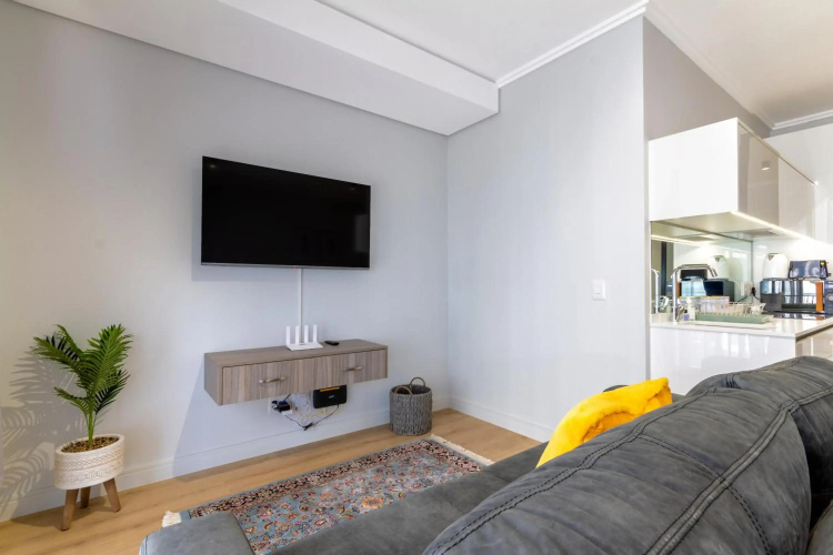 Alimama Spaces: Platinum Oaks Ellipse