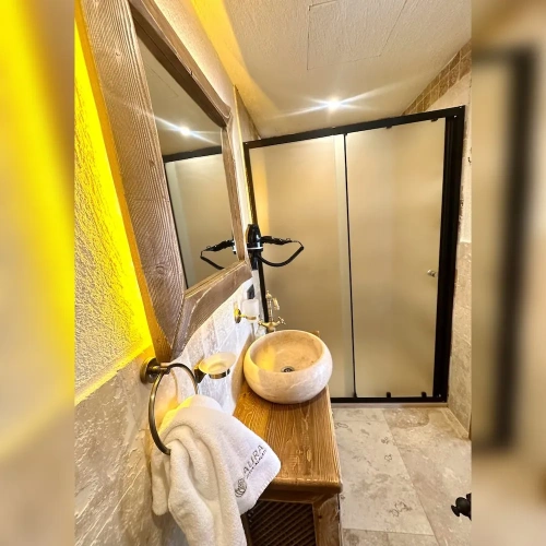 Deluxe Double room with balcony and with pool view