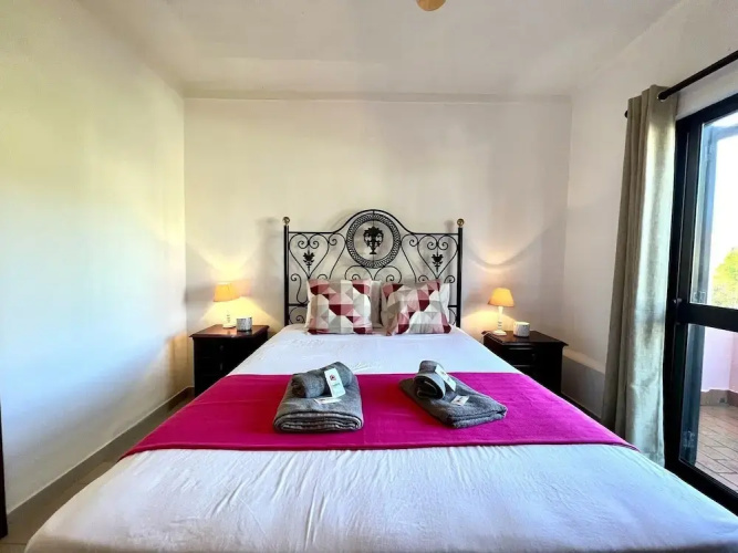 Vilamoura Classic Villa With Pool