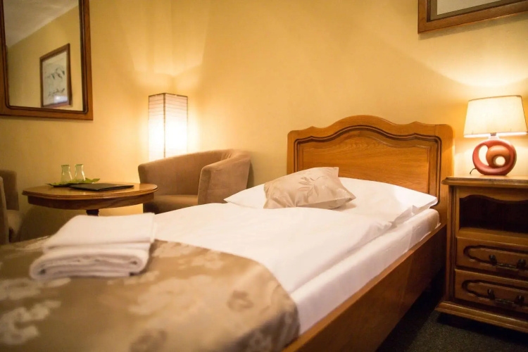 Hotel Satelit