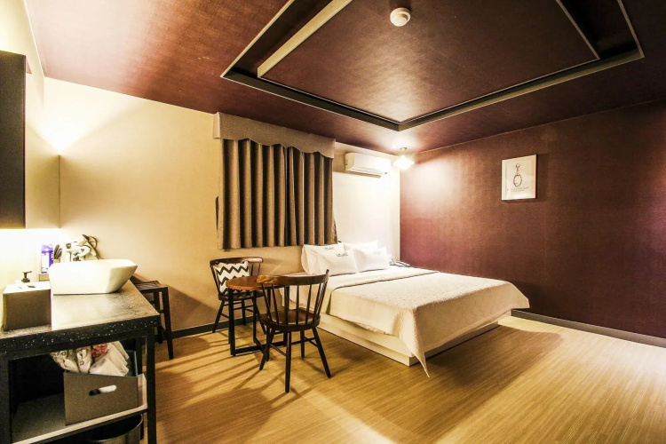 Le Idea Hotel