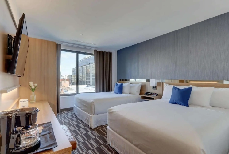 Quadruple room