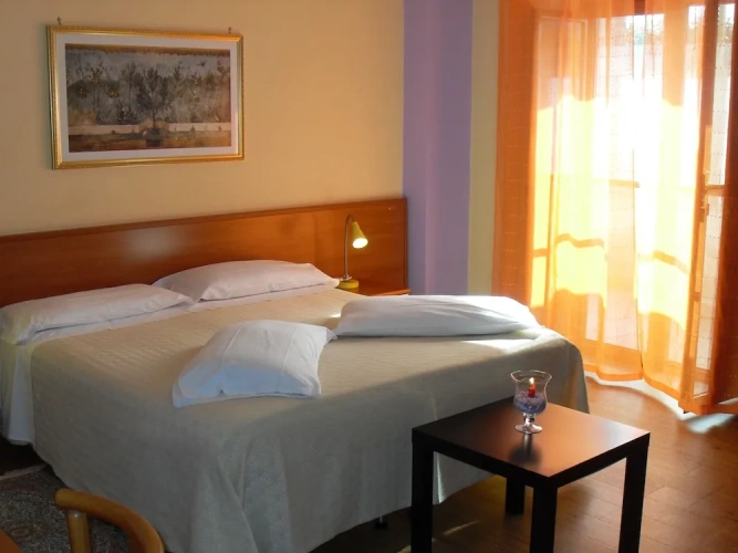 Economy Double Basement room