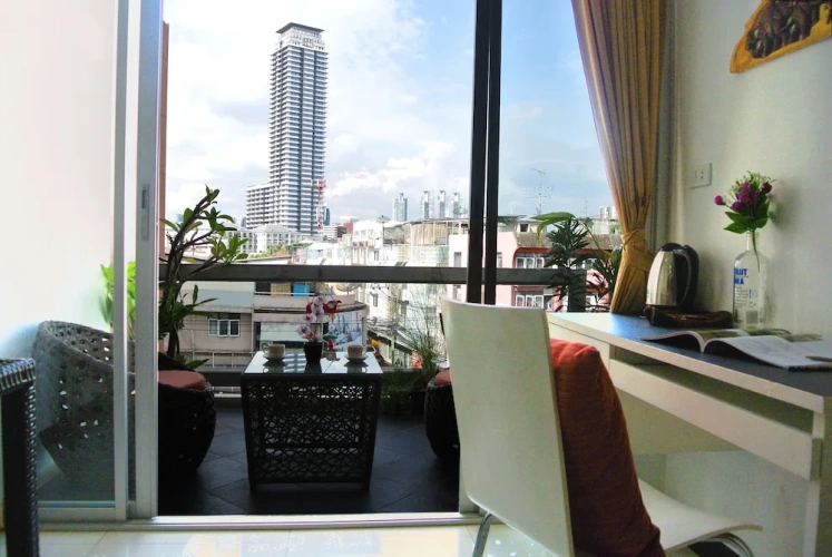 2 Bedrooms Family Apartment with balcony and with city view