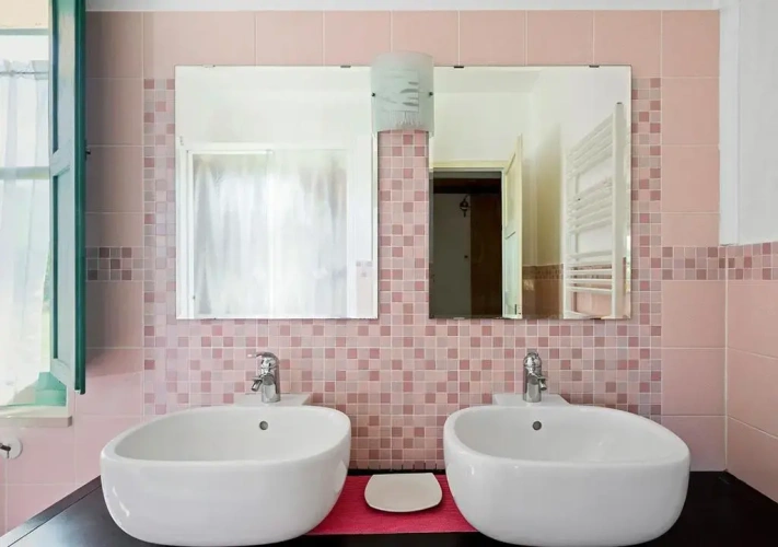 3 Bedrooms Apartment