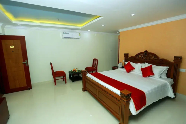 RB Palace