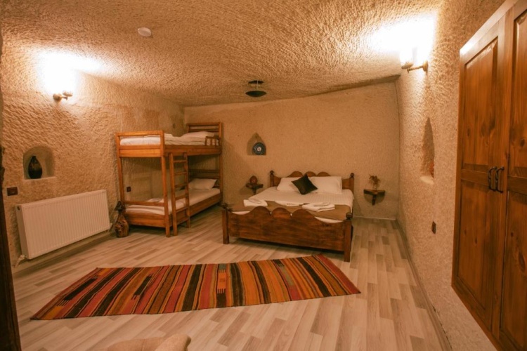 Standard Family Cave room