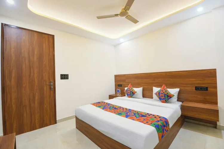 Fabhotel Sky I