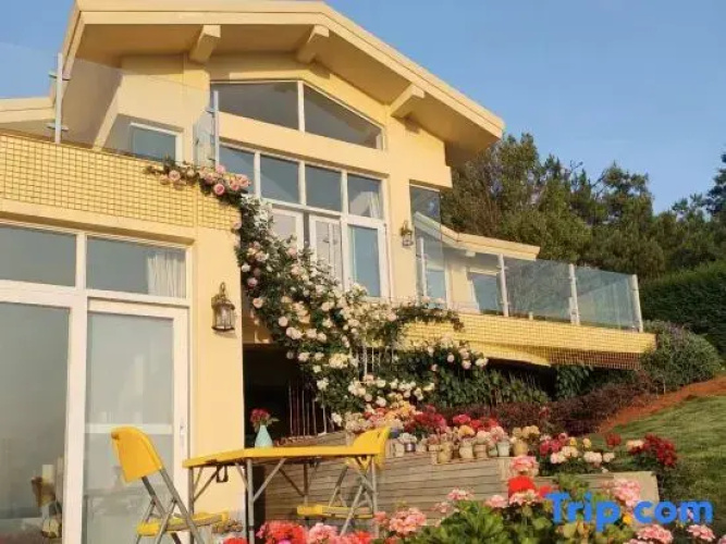 Lakeside Kafka Golf Holiday Villa