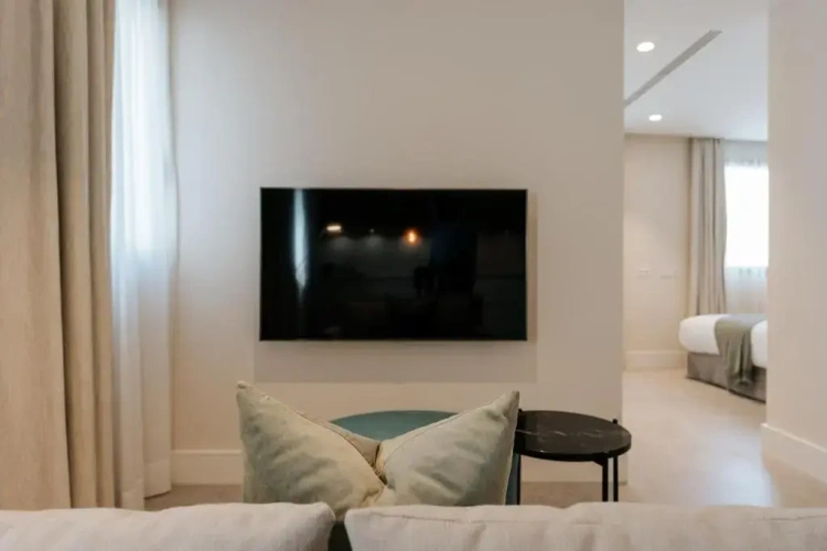 2 Bedrooms Double Suite