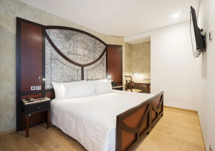 ICON Casona 1900 by Petit Palace