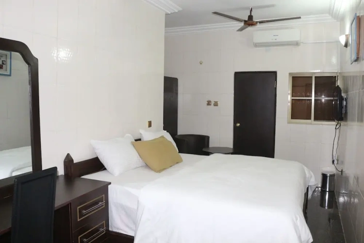 Standard room