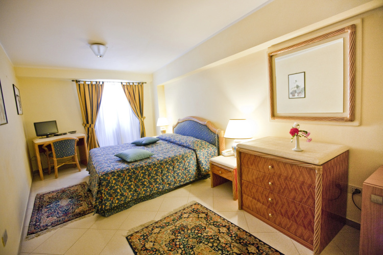 Hotel Elimo