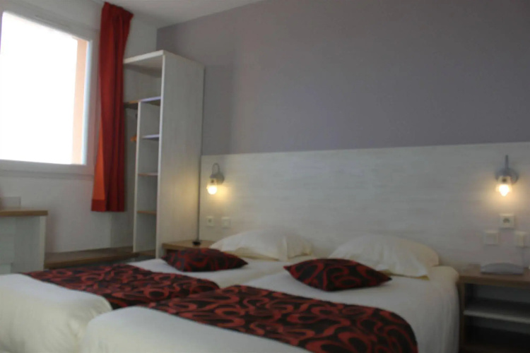 Brit Hotel Confort Saint-Lô