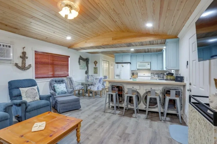 2 Bedrooms Cottage