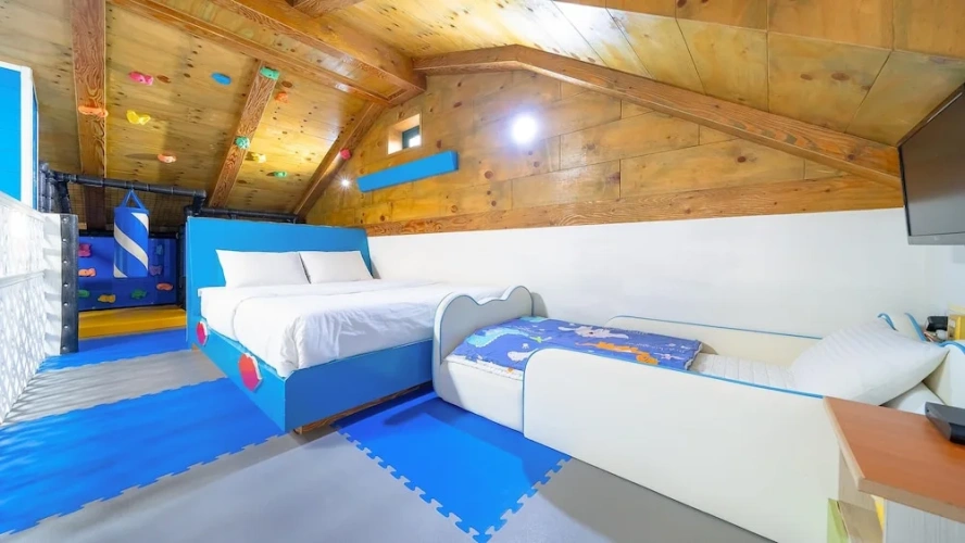 Guest rooms