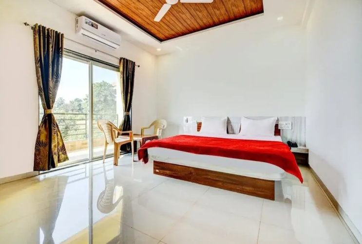 Aditya Hill View Inn