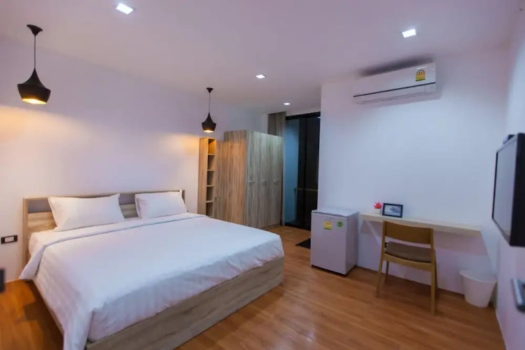 Standard room with balcony