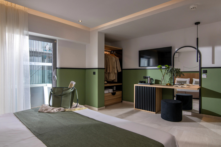Mistral Bay Hotel