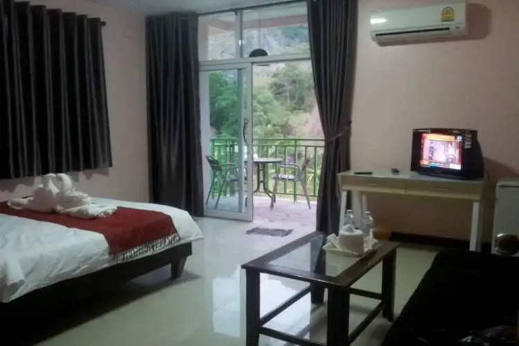 Tawantai Hotel