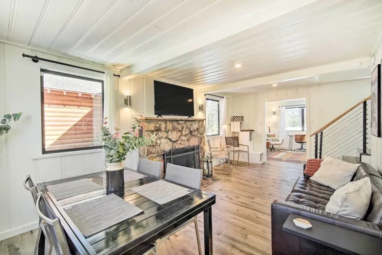 2 Bedrooms Cottage