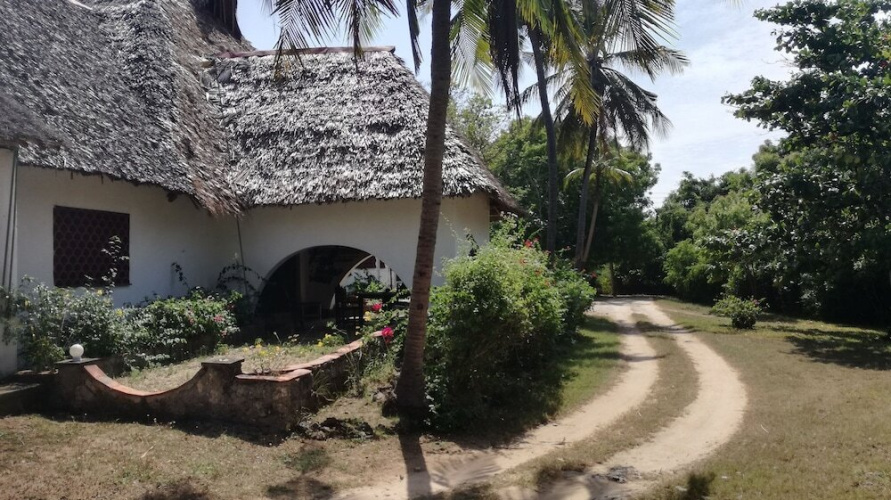 Masai Paradise Cottages