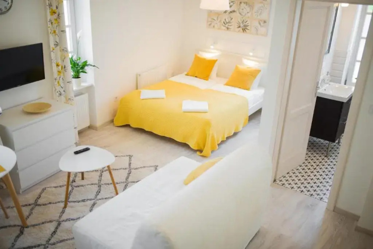 Raba Apartman House