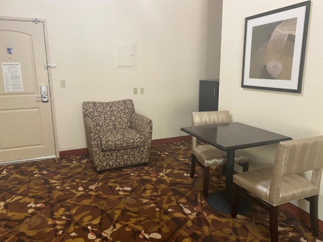 1 Bedroom Quadruple Suite