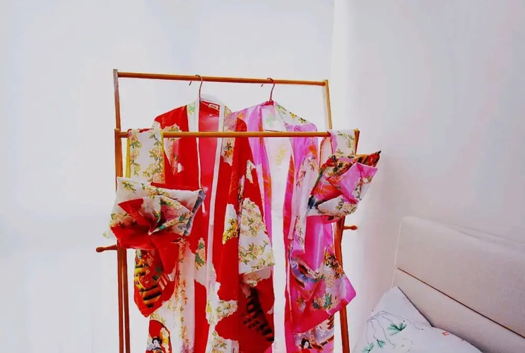Avatar Japan Impression Queen Bed & High Rise View