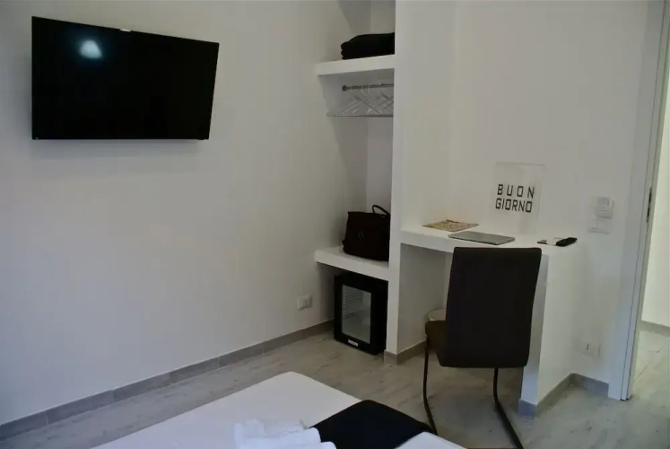 Empire Suites