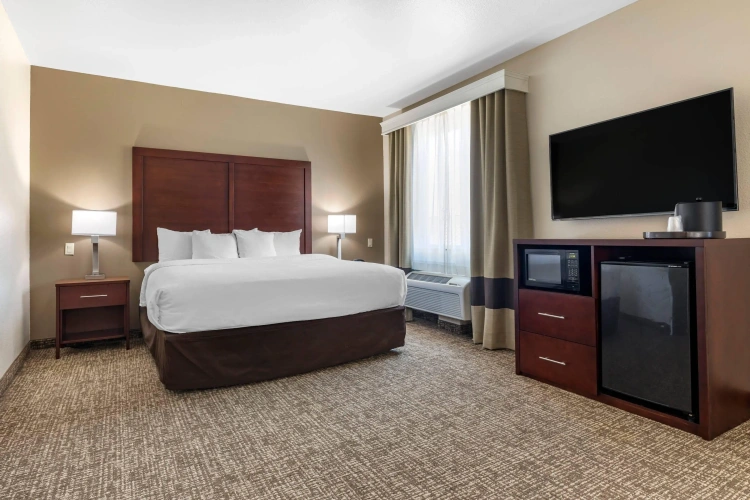 Accessible Double Suite