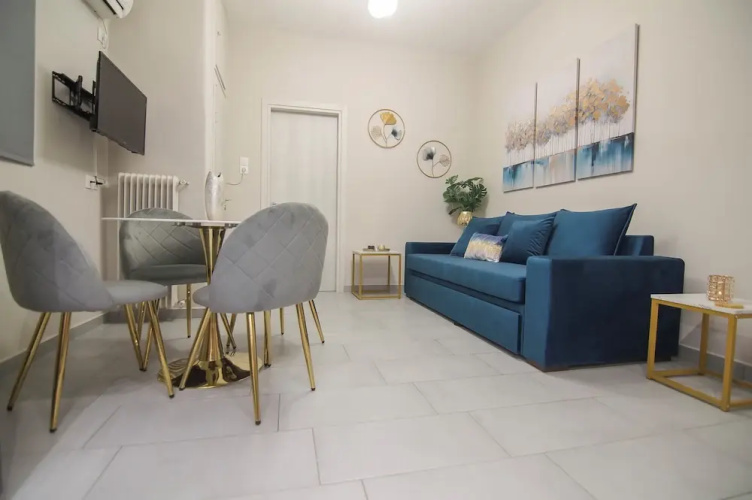 Urban Ceramic Apartment by GHH