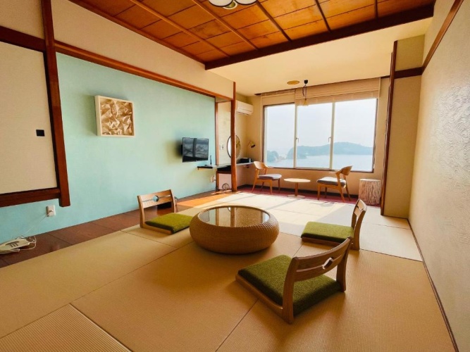 Economy Triple room