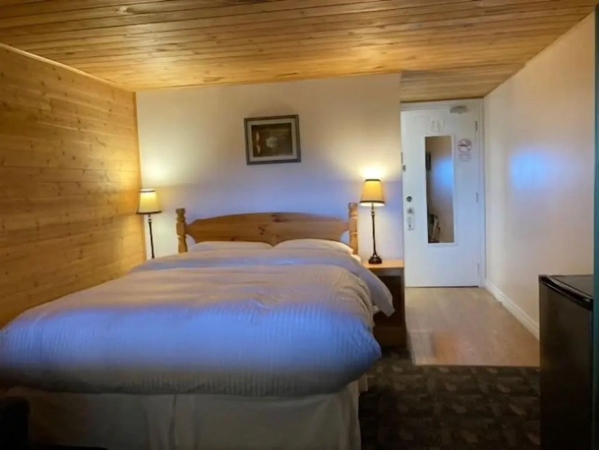Economy room