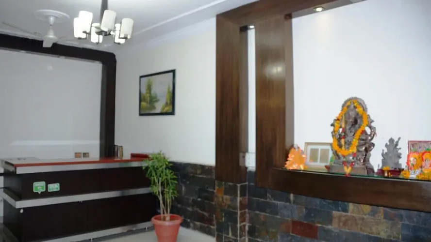 Maxfort Budget Hotel Gurgaon