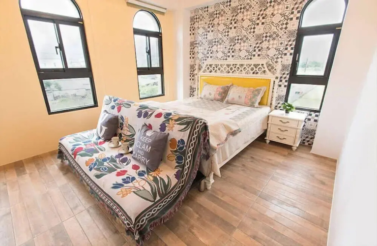 86.88 B&B