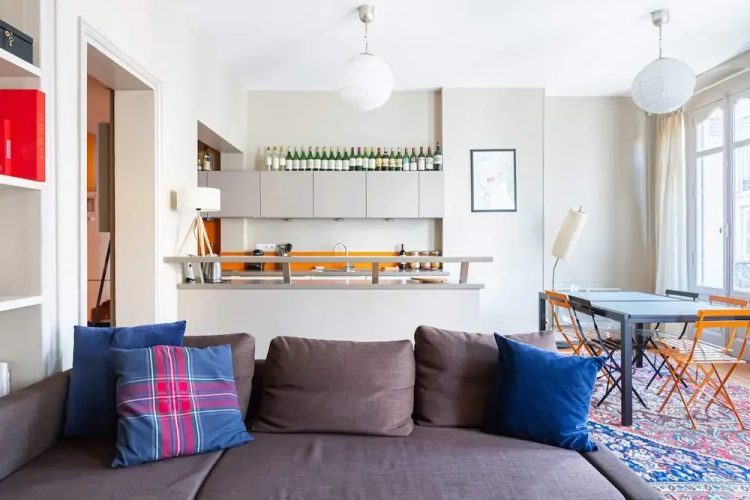 Typical Bordeaux Apartment