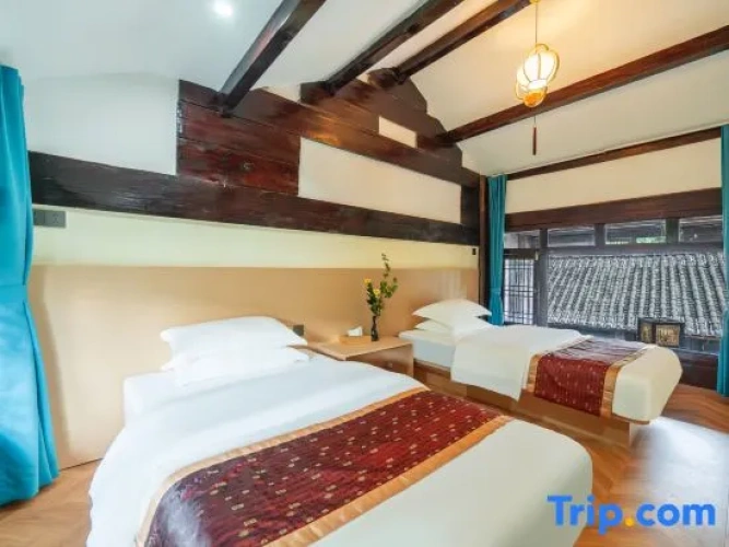 Standard Twin Duplex room